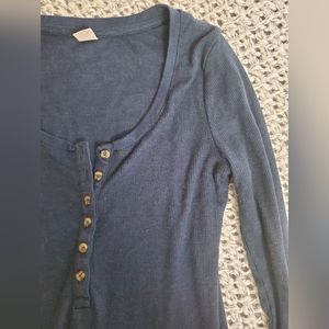 Old Navy Long Sleeve Ribbed Henley Tee